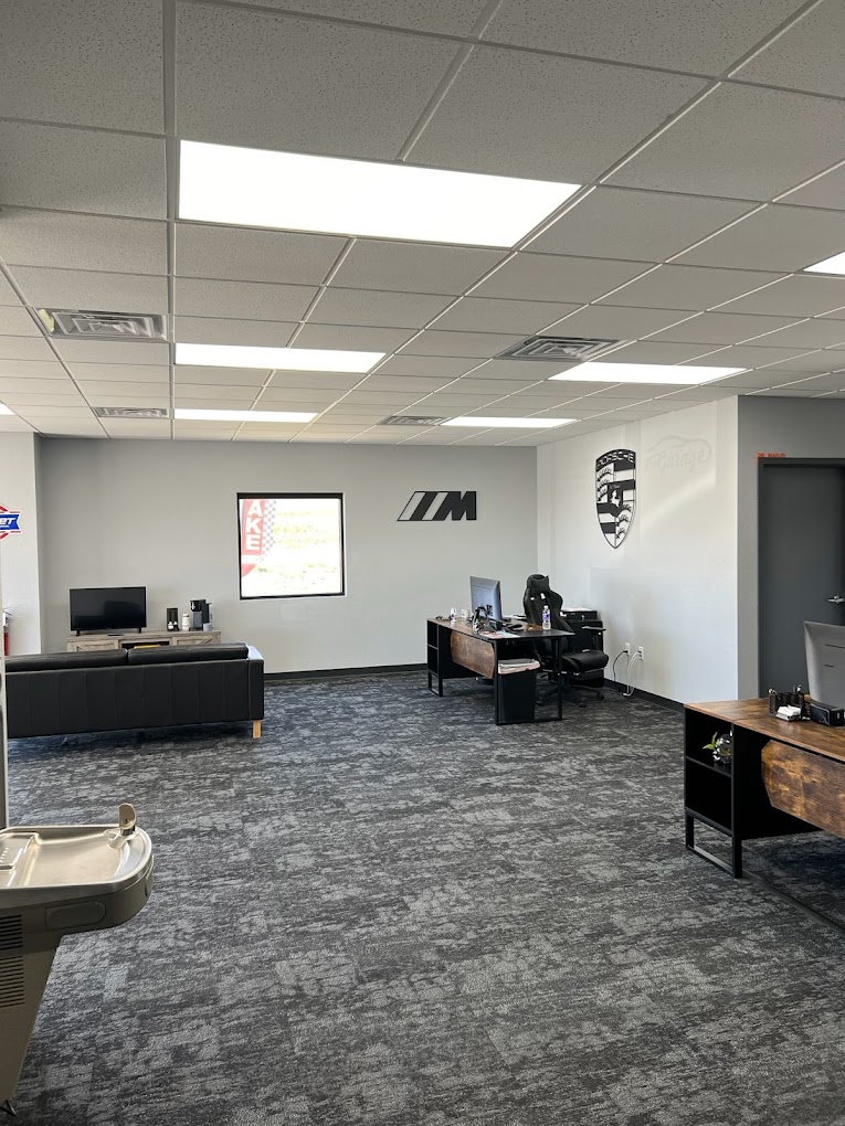 BMW Repair Experts Englewood BMW Office Service center